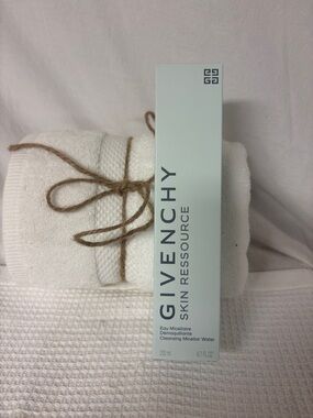 Givenchy | Cleansing Micellar Water | New